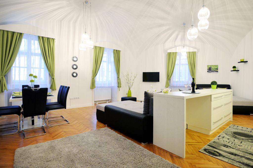 Várkapitány Apartman Eger Exterior foto